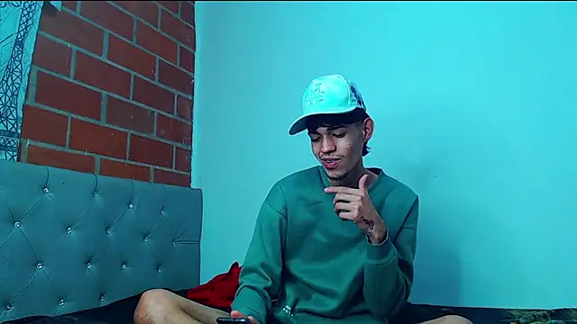 Alejandro bigdick x online show from 02.22.25