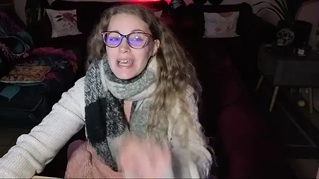 Miss luxiole online show from 11.07.25