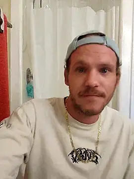 Snapshot of SoxxyNsh chatting on 10.12.25 SoxxyNsh online show from 10.12.25