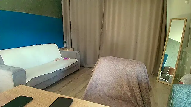 Snapshot of VixenVibesX chatting on 01.29.25 VixenVibesX online show from 01.29.25