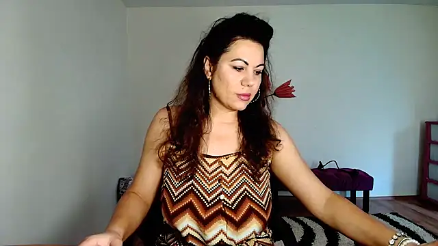 VixenVibesX online show from 06.13.26