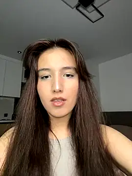 anna elfi online show from 10.15.25