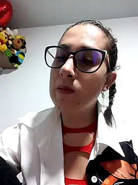 Snapshot of CHARLOTTE_1711 chatting on 10.18.25 CHARLOTTE 1711 online show from 10.18.25