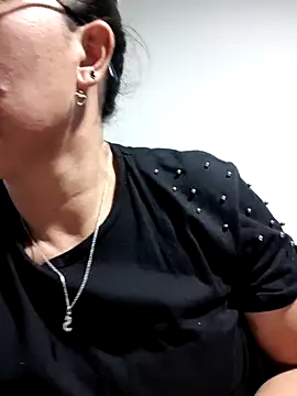 Snapshot of CHARLOTTE_1711 chatting on 10.19.25 CHARLOTTE 1711 online show from 10.19.25