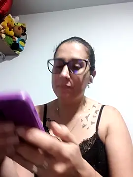 Snapshot of CHARLOTTE_1711 chatting on 10.21.25 CHARLOTTE 1711 online show from 10.21.25