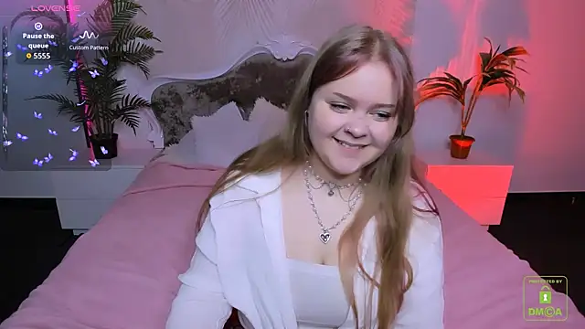 Erica  Alta online show from 09.22.25