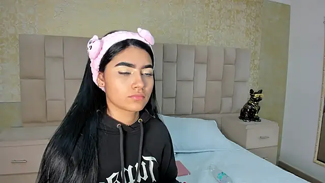 BellaaStorm online show from 09.25.25