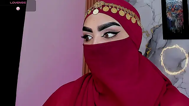 Snapshot of Maissa_Alabi chatting on 05.25.26 Maissa Alabi online show from 05.25.26