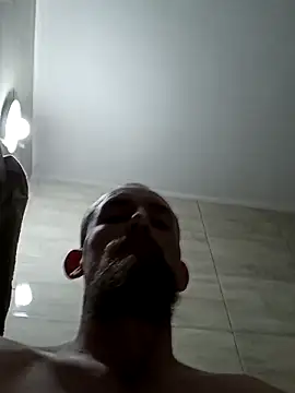 Snapshot of larzik94 chatting on 02.23.26 larzik94 online show from 02.23.26