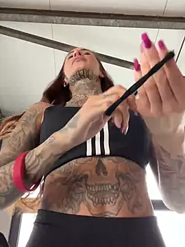 Black sweet Rose online show from 02.10.25