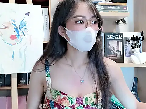 Lush-Office online show from 09.26.25