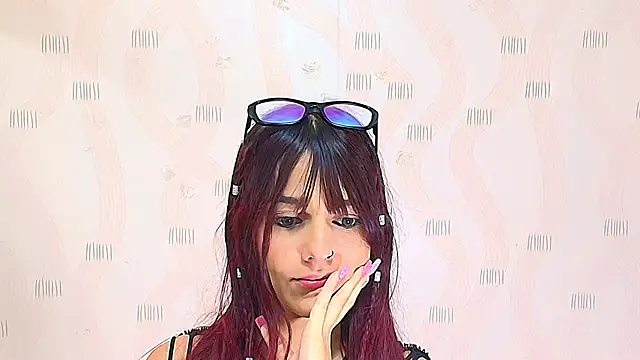 hot-littlechill online show from 02.21.25