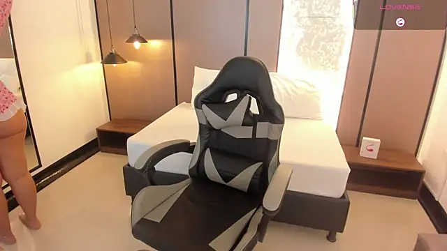 lilly ass  online show from 09.12.25