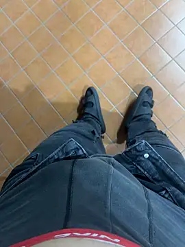 Snapshot of Vincenzosjabcbj chatting on 01.15.25 Vincenzosjabcbj online show from 01.15.25