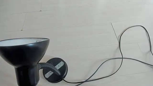 ZaneeCross online show from 01.30.25
