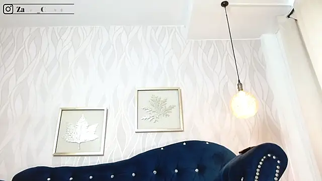 ZaneeCross online show from 03.15.25