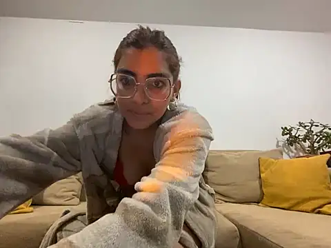 Snapshot of MartinaSooler chatting on 02.03.25 MartinaSooler online show from 02.03.25