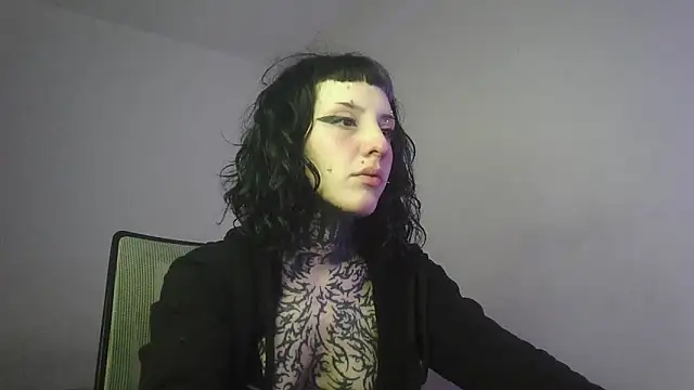 bad doll bb online show from 09.10.25