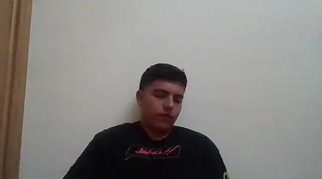 Snapshot of maiksant chatting on 02.28.25 maiksant online show from 02.28.25