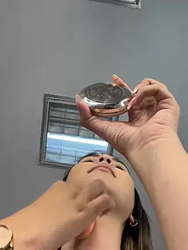 Aitana Hilton  online show from 03.10.25