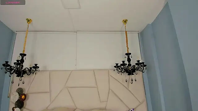 Aitana Hilton  online show from 11.01.25