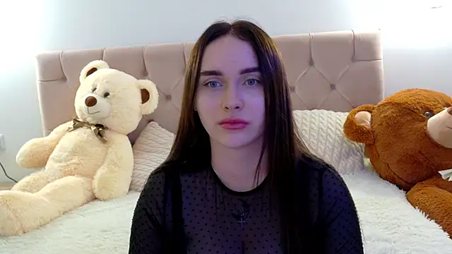 Lilliana Moon online show from 10.18.25