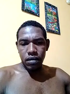 Snapshot of Elnegro28 chatting on 02.13.25 Elnegro28 online show from 02.13.25