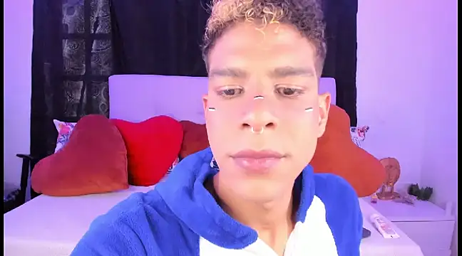 Snapshot of Ethan_Boyy chatting on 02.27.25 Ethan Boyy online show from 02.27.25