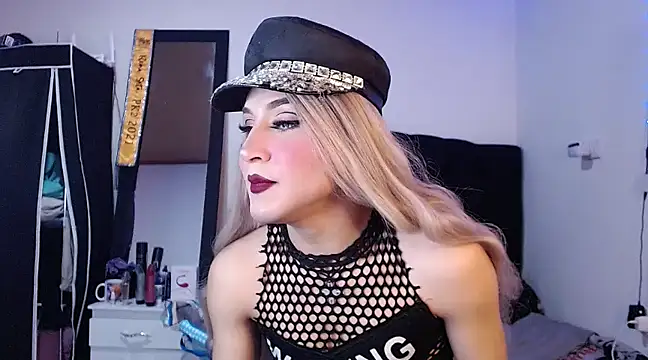 Georgina Giio online show from 02.19.25