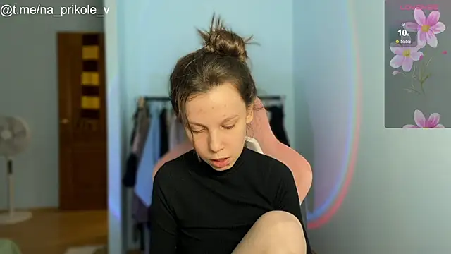 Snapshot of na_prikole_ chatting on 10.03.25 na prikole  online show from 10.03.25