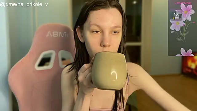 Snapshot of na_prikole_ chatting on 10.30.25 na prikole  online show from 10.30.25