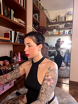 Dancing wmyselF  online show from 09.19.25