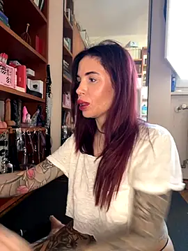 Dancing wmyselF  online show from 10.18.25