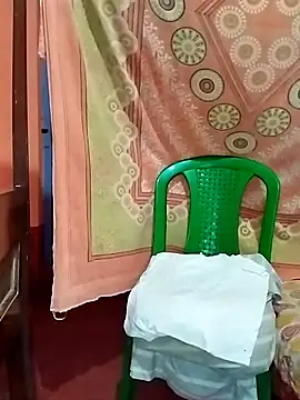 Snapshot of naughtyboy006 chatting on 09.27.25 naughtyboy006 online show from 09.27.25