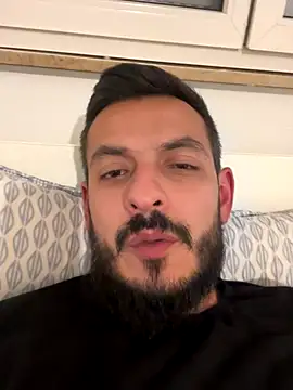 Snapshot of derbyo chatting on 10.08.25 derbyo online show from 10.08.25