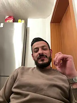 Snapshot of derbyo chatting on 04.14.26 derbyo online show from 04.14.26