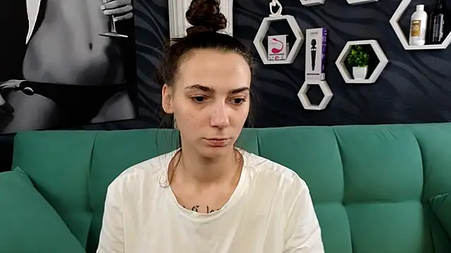 annabishop online show from 02.18.25