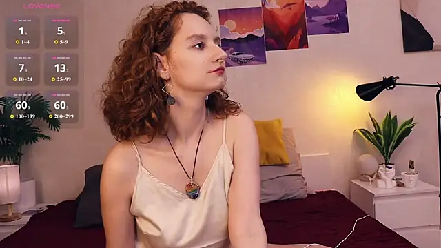 Leya Curly online show from 07.08.26