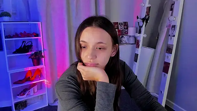 Sahara Shields online show from 09.24.25