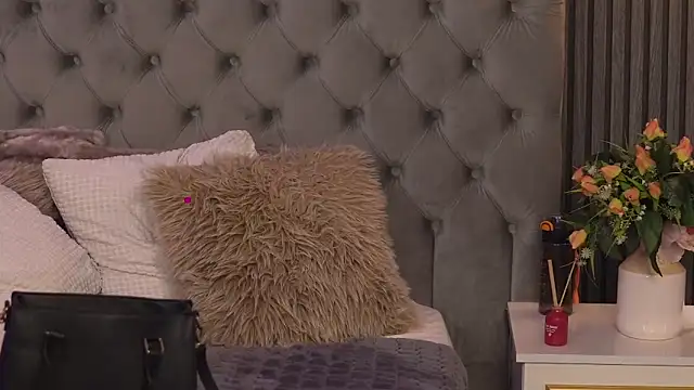 KeylaBlair online show from 04.01.26