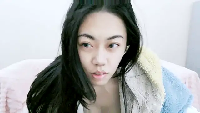 Snapshot of vnhfds chatting on 01.27.25 vnhfds online show from 01.27.25