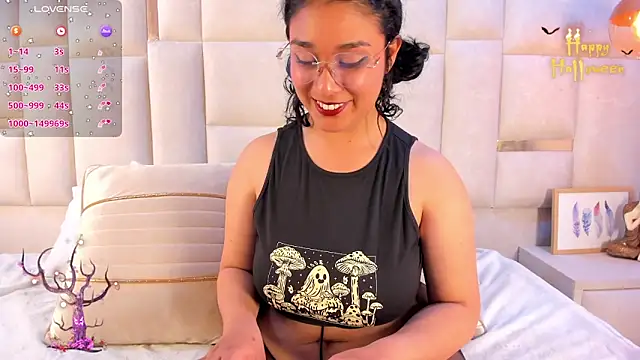 Tamara palacios online show from 10.30.25