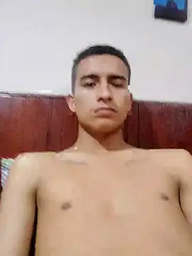 Snapshot of Salomon_9911 chatting on 10.22.25 Salomon 9911 online show from 10.22.25