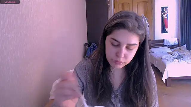 Snapshot of _Roselina_ chatting on 03.15.25 Roselina online show from 03.15.25