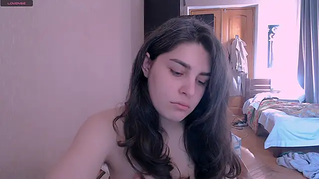 Snapshot of _Roselina_ chatting on 03.16.25 Roselina online show from 03.16.25