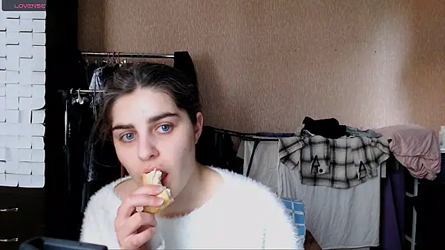  Roselina  online show from 03.16.26