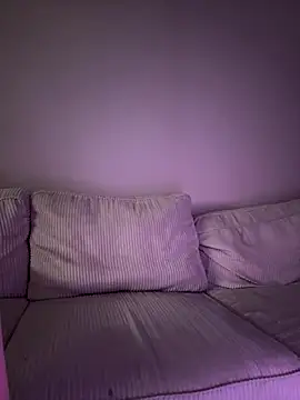 Megan off online show from 12.04.25