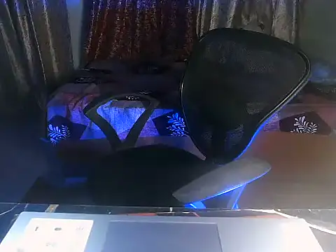 Alfiza46 online show from 10.21.25