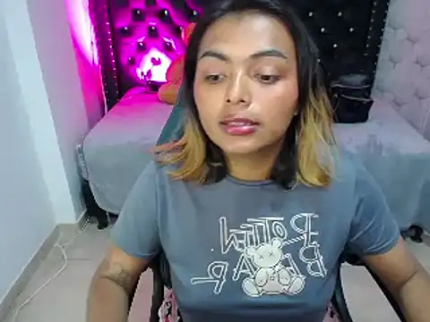 madelein m online show from 02.07.25