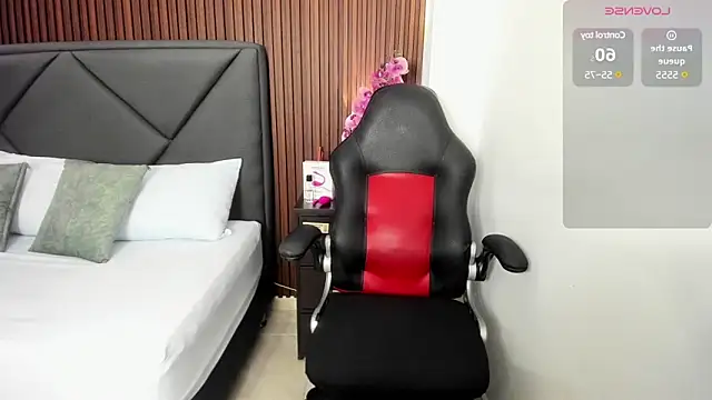 emmily taylor  online show from 03.22.25